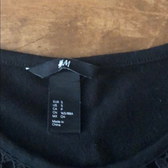 H & M top for women - Picture 2 of 5